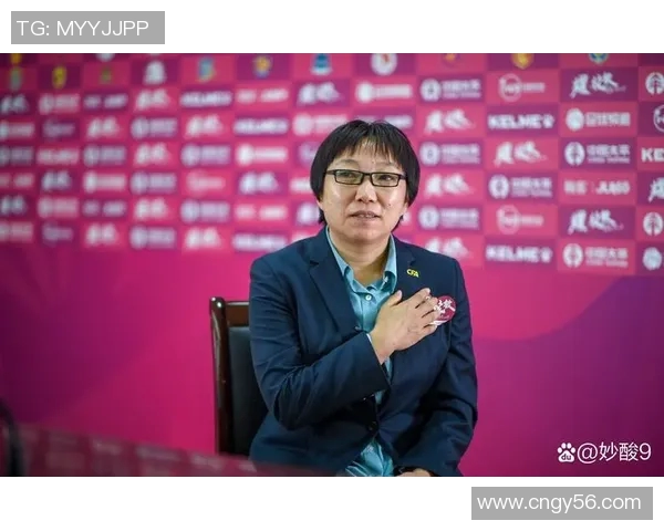 韩国足球明星在友谊赛中大胜日本队展现强大实力与团队合作精神